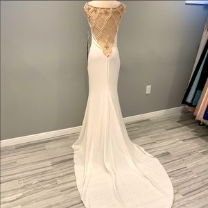 Tarik Ediz wedding gown